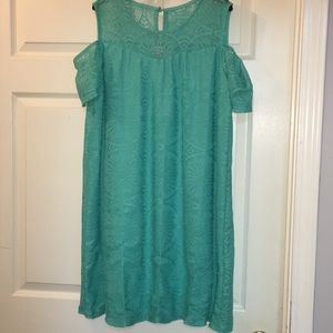 Speechless Peep shoulder lace dress.